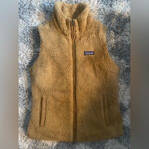 Patagonia women’s Brown fuzzy Vest